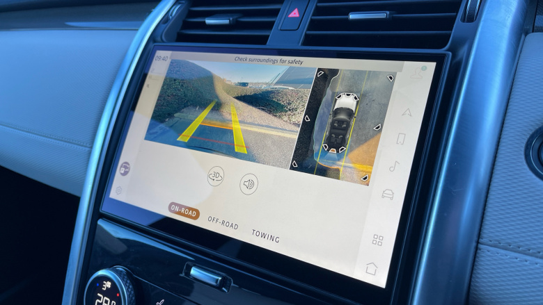 Land Rover Discovery 3.0 D300 Metropolitan Edition 5dr Auto Diesel Station Wagon